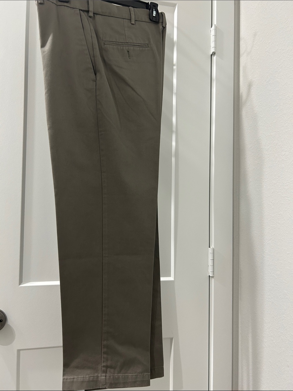 Hollister Olive Tan Chino Pants - Picture 6 of 6